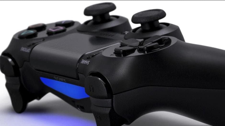 Sony no dará la opción para desactivar la barra de luz del DualShock 4